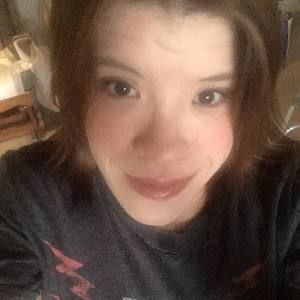 Meet your Posher, Alicia